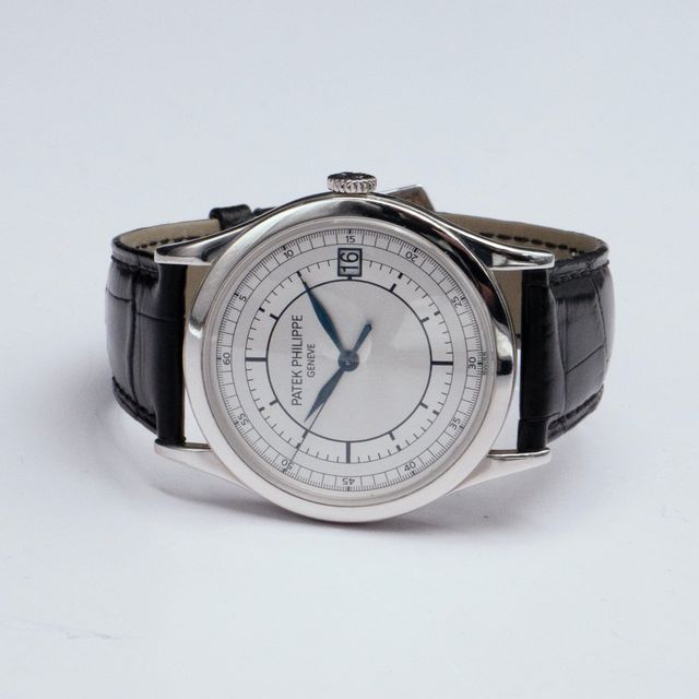 Patek Philippe Calatrava 5296G-001 Image 2